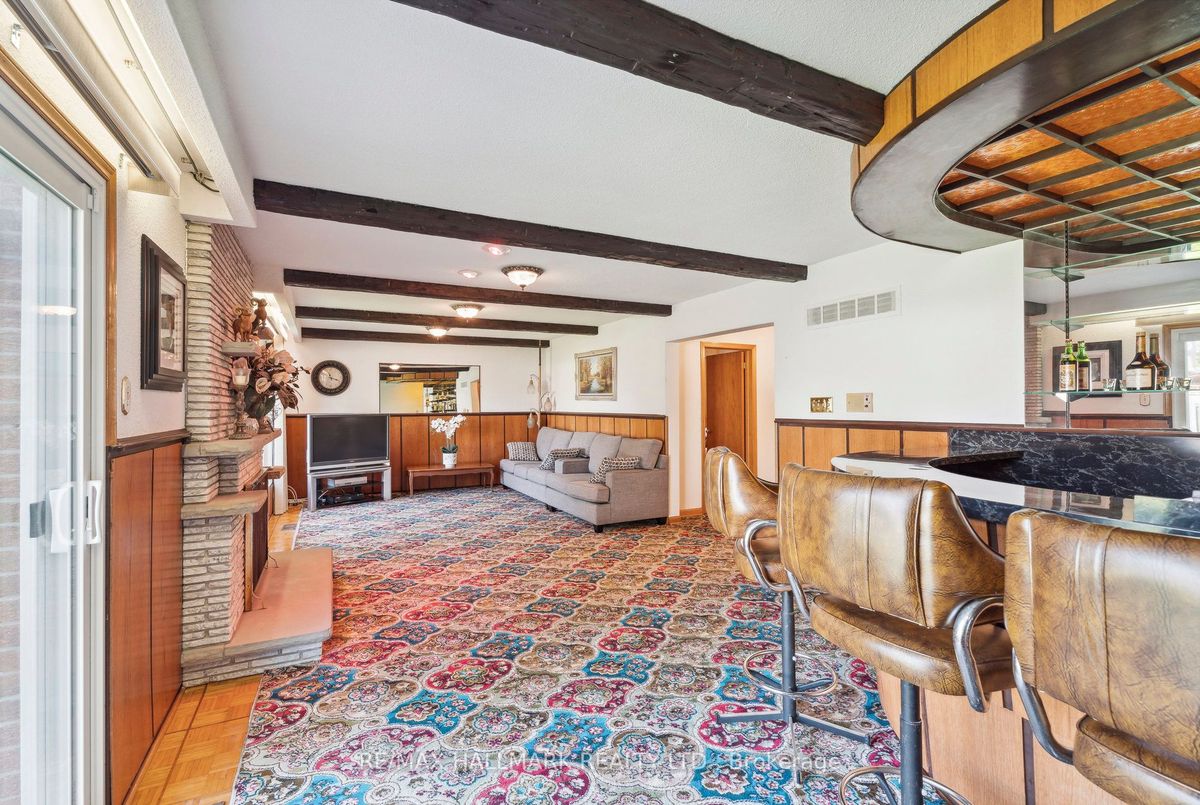 94 Pemberton Avenue 94 Pemberton Avenue Toronto C14