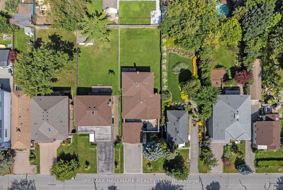 94 Pemberton Avenue 94 Pemberton Avenue Toronto C14