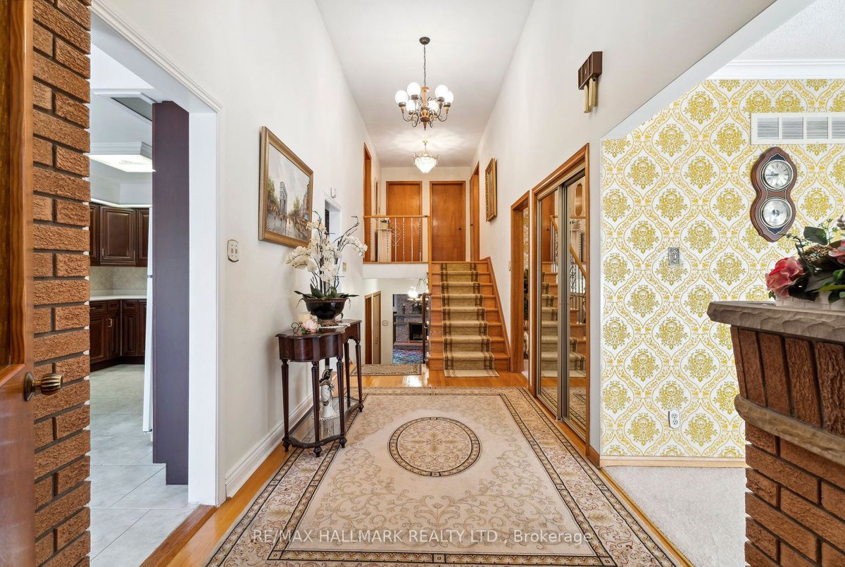 94 Pemberton Avenue 94 Pemberton Avenue Toronto C14