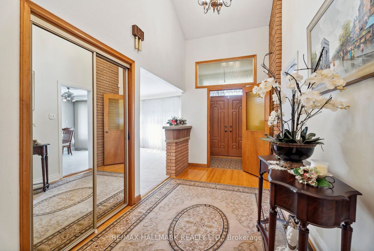 94 Pemberton Avenue 94 Pemberton Avenue Toronto C14