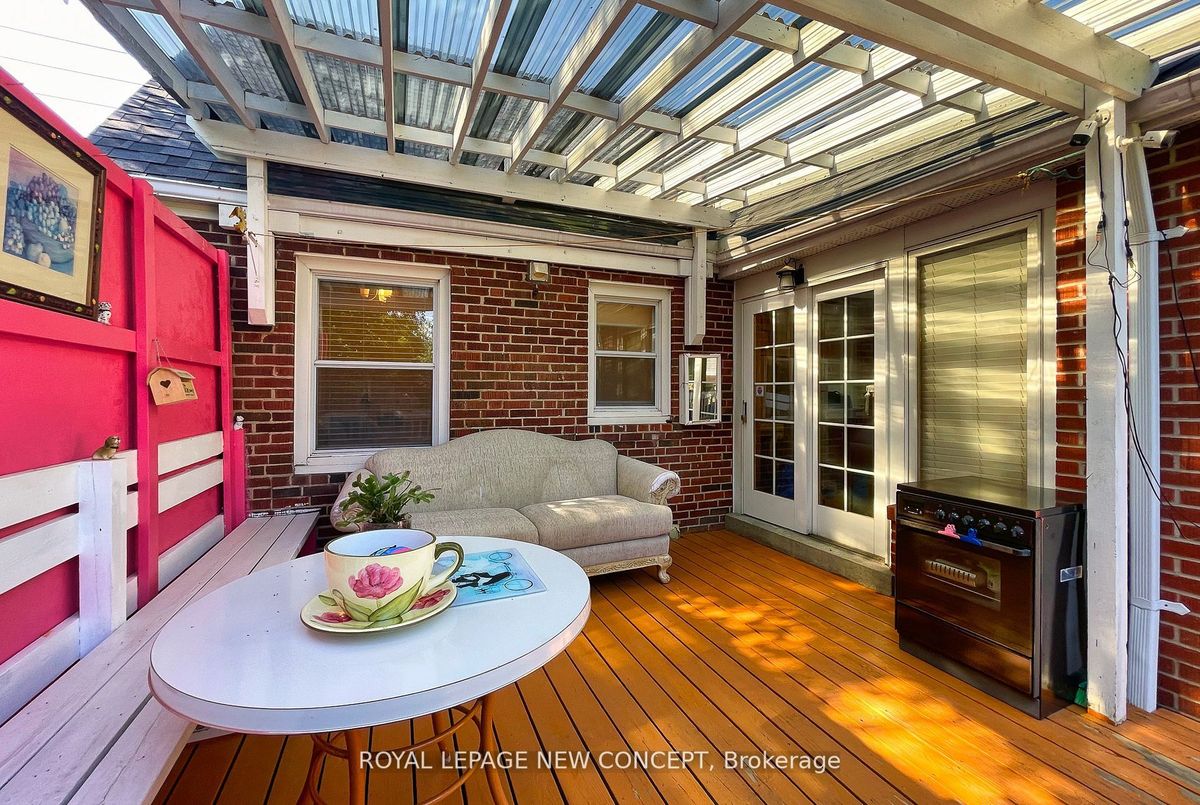 205 Finch Avenue W 205 Finch Avenue W Toronto C07