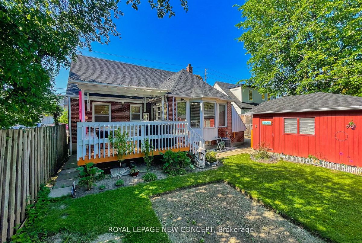 205 Finch Avenue W 205 Finch Avenue W Toronto C07