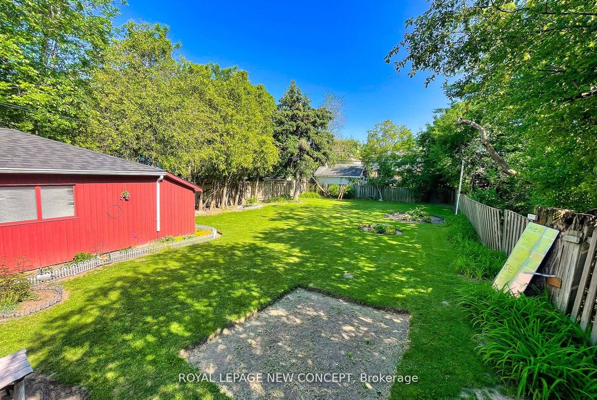 205 Finch Avenue W 205 Finch Avenue W Toronto C07