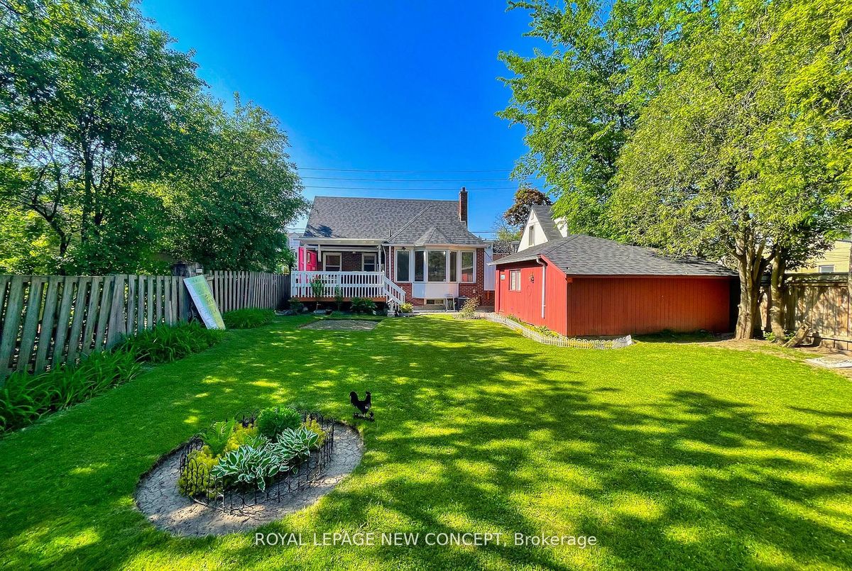 205 Finch Avenue W 205 Finch Avenue W Toronto C07