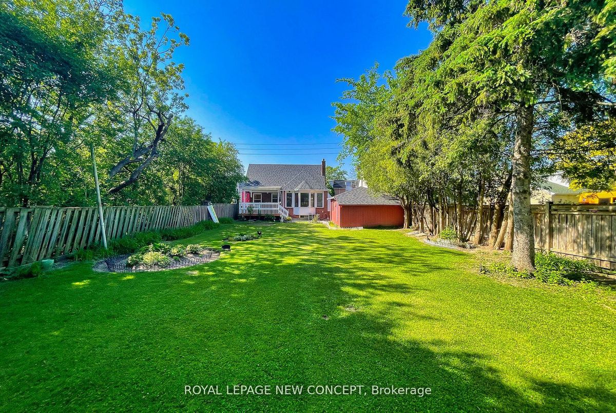 205 Finch Avenue W 205 Finch Avenue W Toronto C07