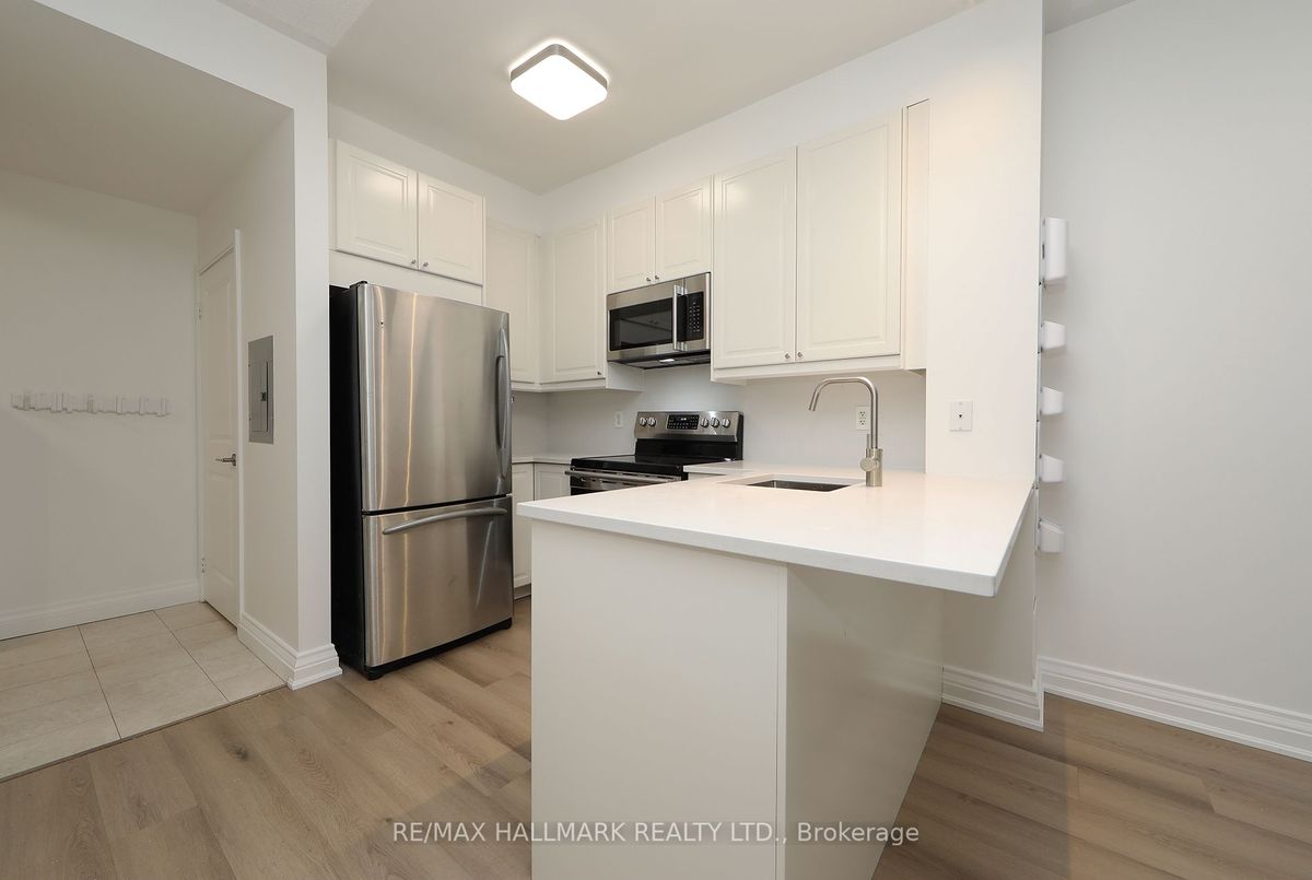 214-18 Yorkville Ave 214-18 Yorkville Ave Toronto