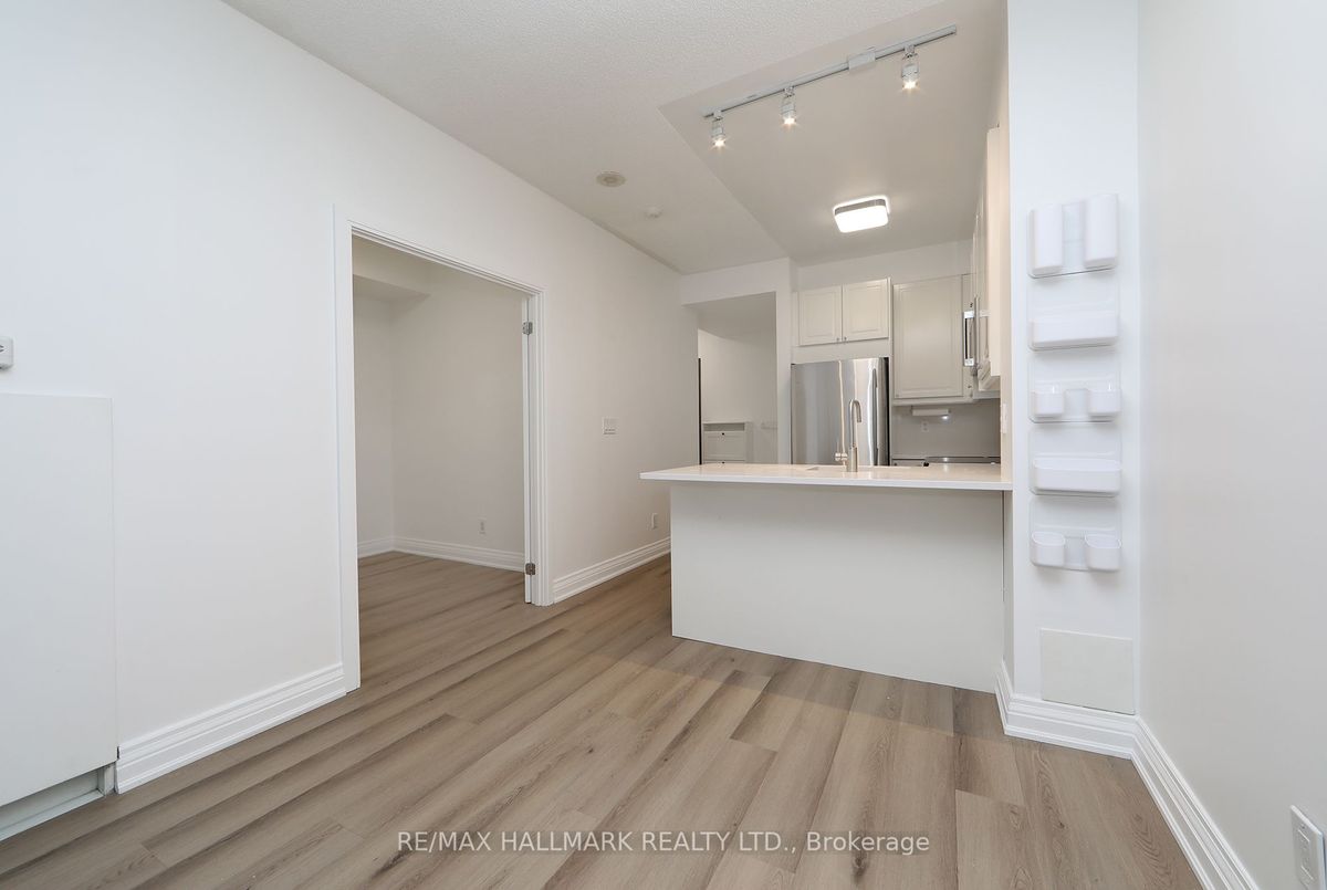 214-18 Yorkville Ave 214-18 Yorkville Ave Toronto