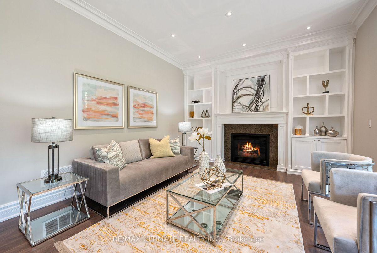 242 Parkview Avenue 242 Parkview Avenue Toronto C14