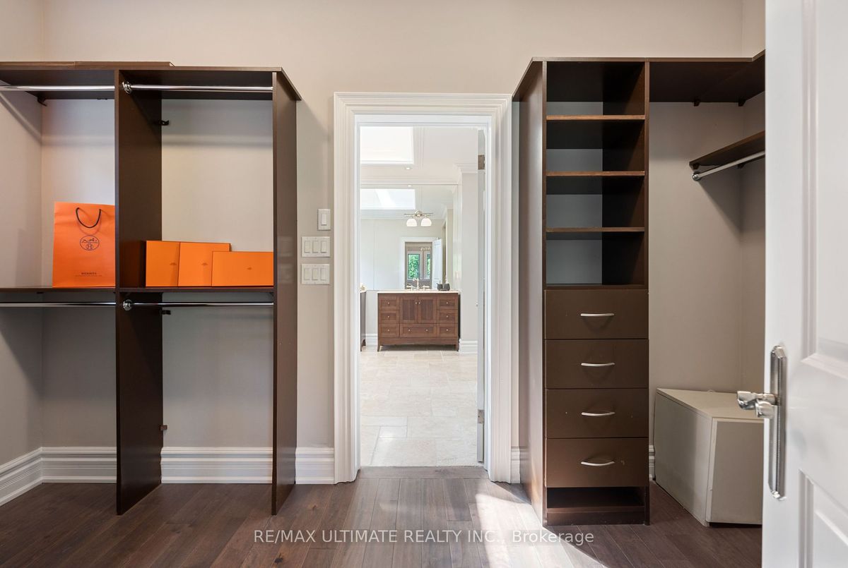 242 Parkview Avenue 242 Parkview Avenue Toronto C14