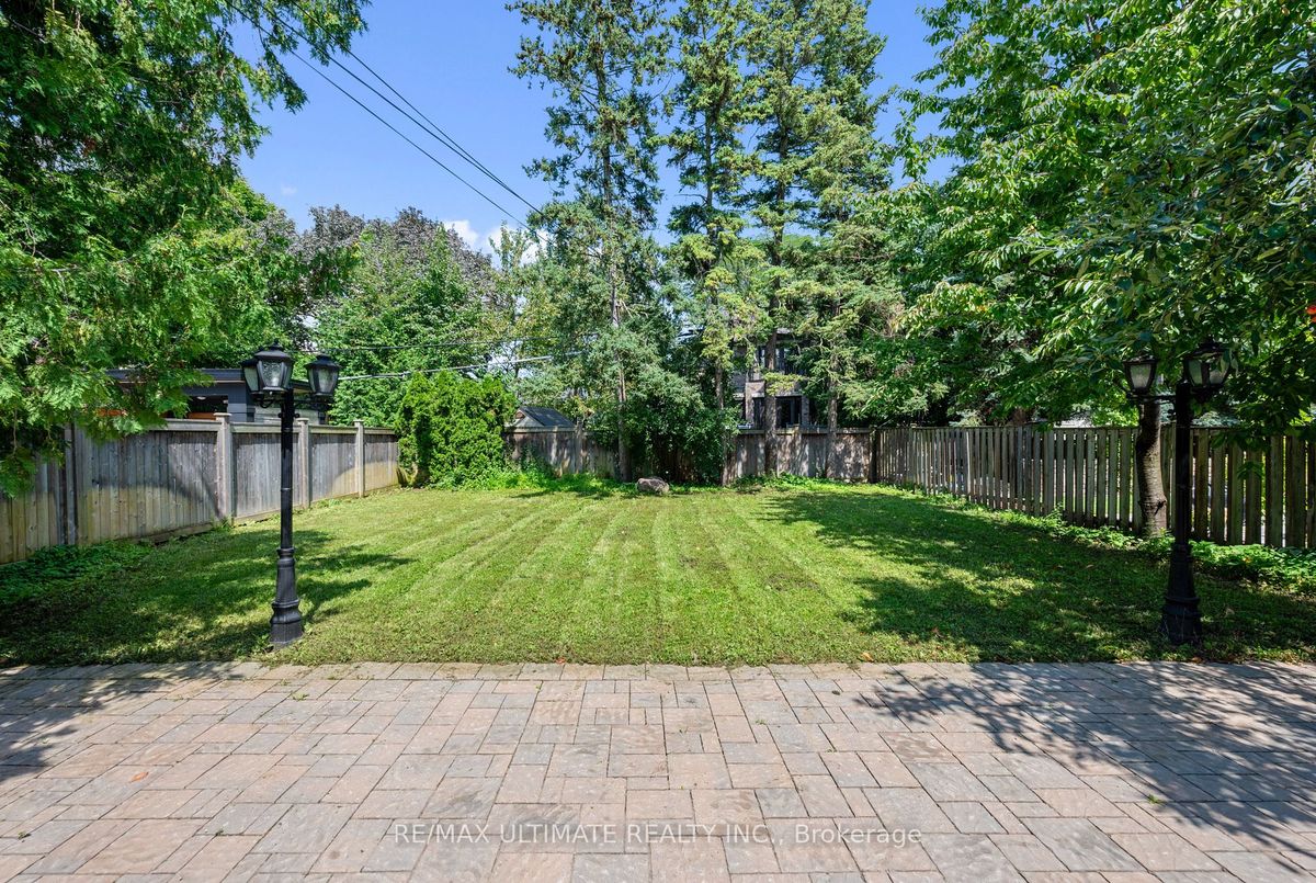242 Parkview Avenue 242 Parkview Avenue Toronto C14