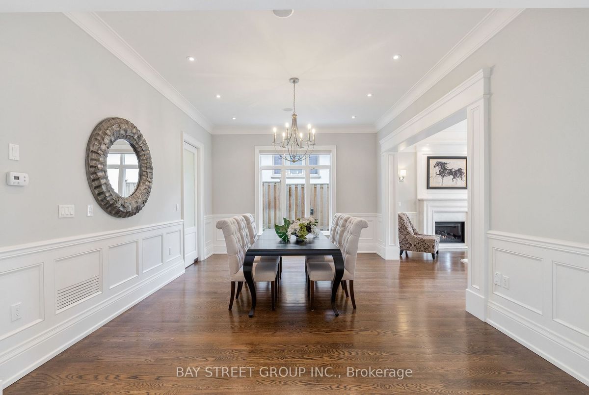 18 VIAMEDE Crescent 18 VIAMEDE Crescent Toronto C15