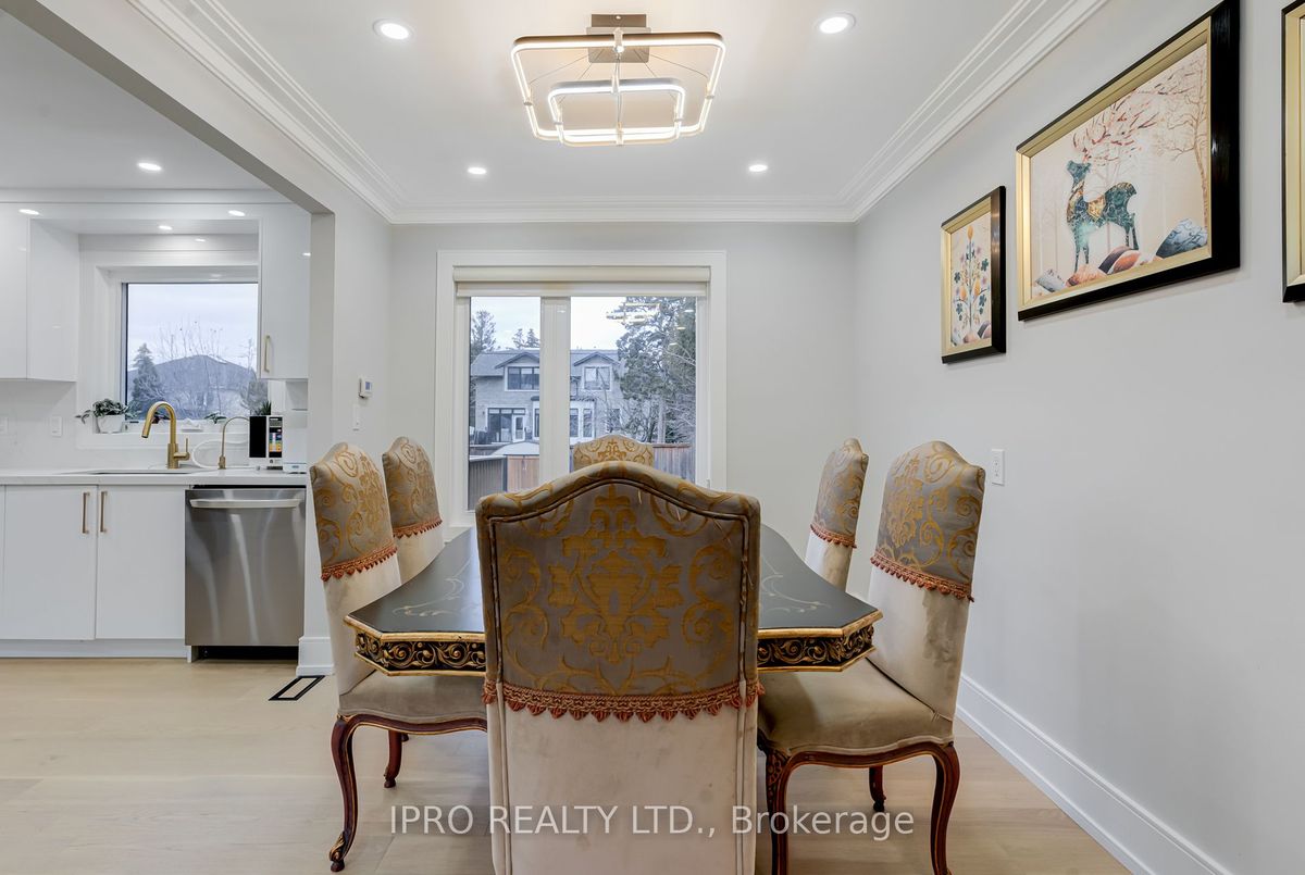 img-gallery
