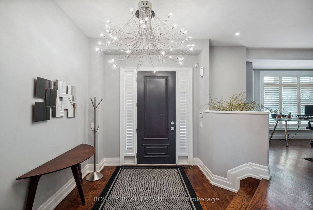 44 Churchill Avenue 44 Churchill Avenue Toronto C07