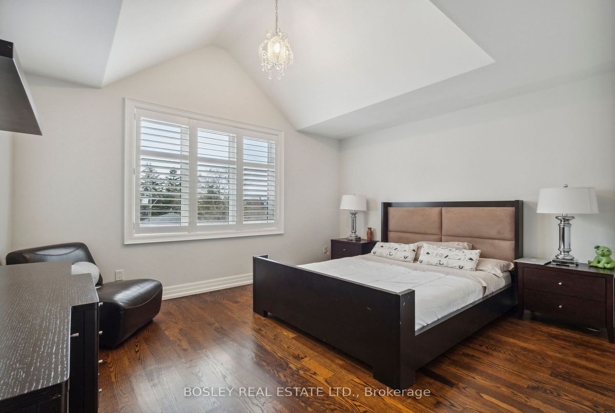 44 Churchill Avenue 44 Churchill Avenue Toronto C07