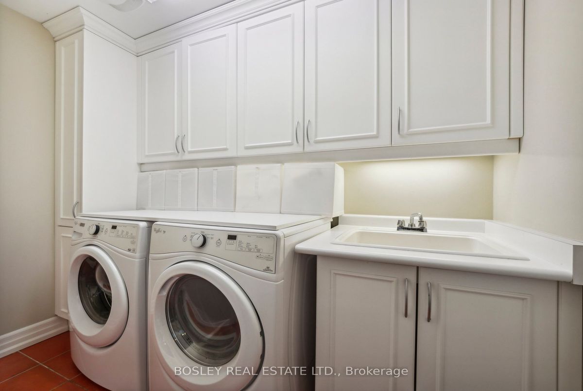 44 Churchill Avenue 44 Churchill Avenue Toronto C07