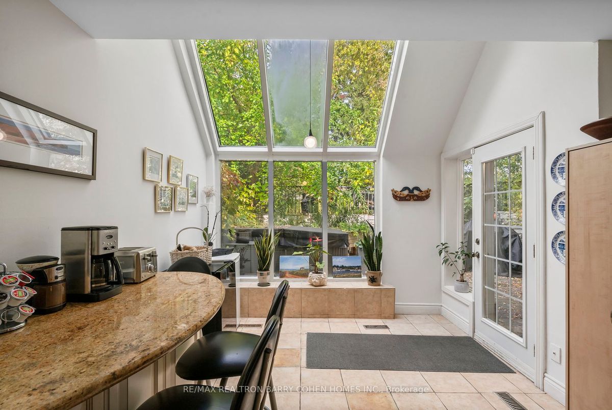 204 Holmes Avenue 204 Holmes Avenue Toronto C14