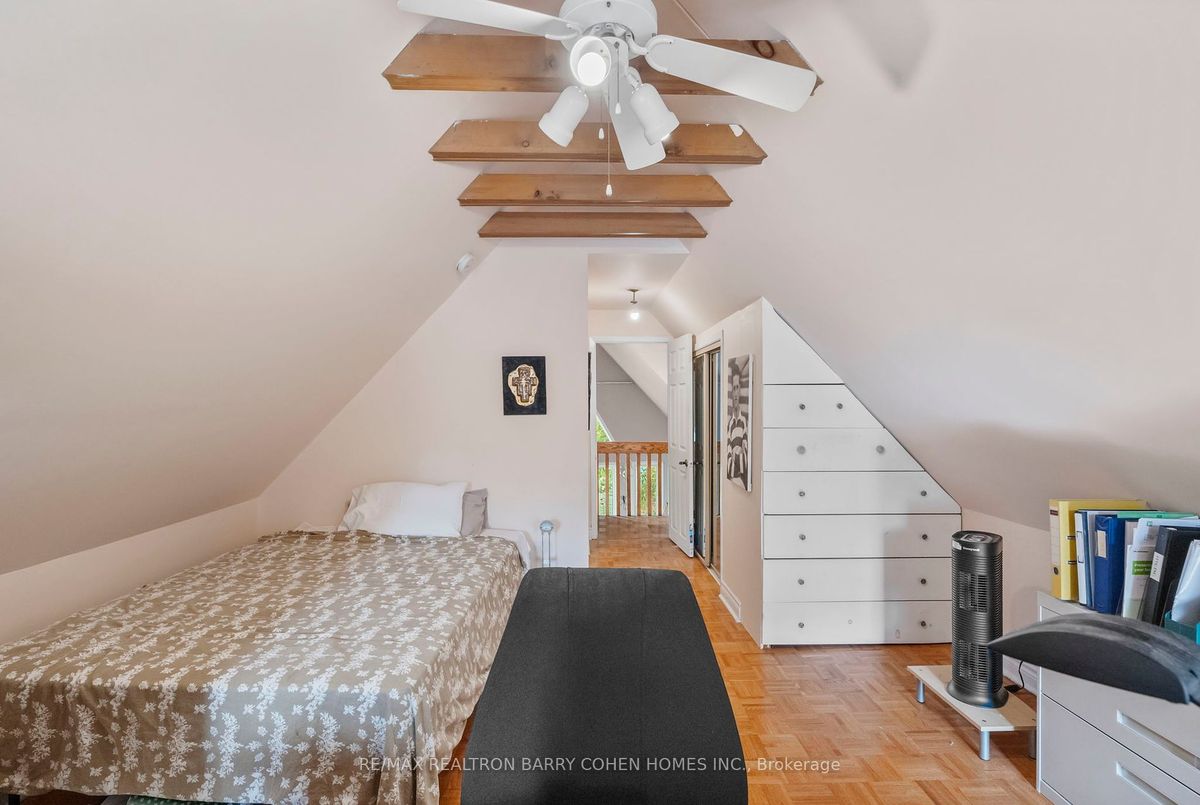 204 Holmes Avenue 204 Holmes Avenue Toronto C14