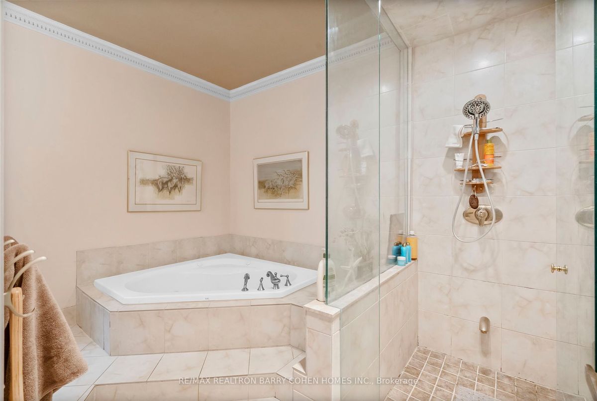 204 Holmes Avenue 204 Holmes Avenue Toronto C14