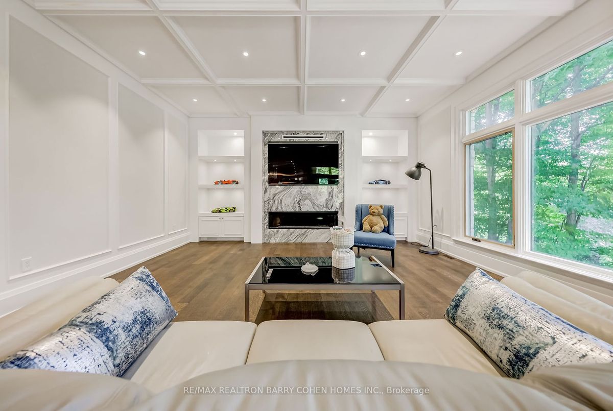 17 Artinger Court 17 Artinger Court Toronto C13