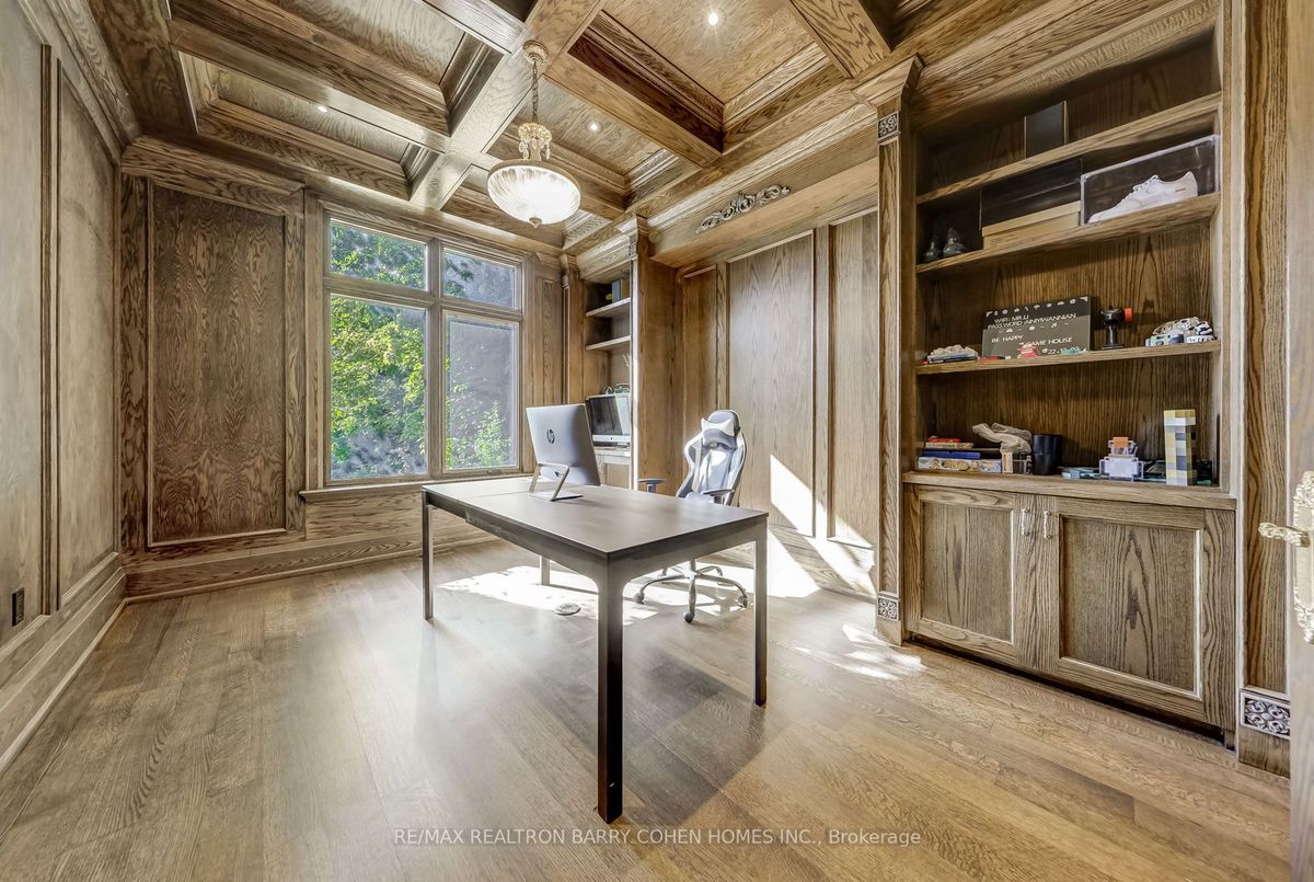 17 Artinger Court 17 Artinger Court Toronto C13