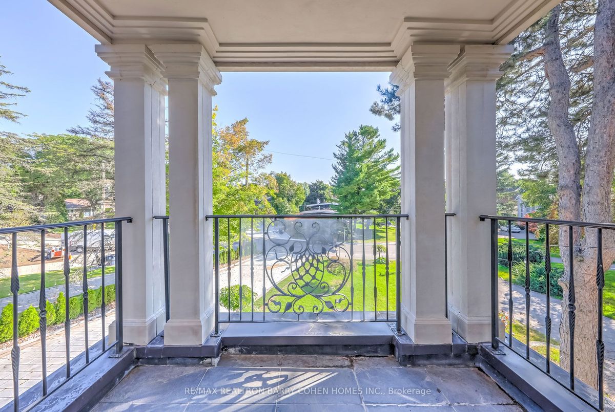 17 Artinger Court 17 Artinger Court Toronto C13