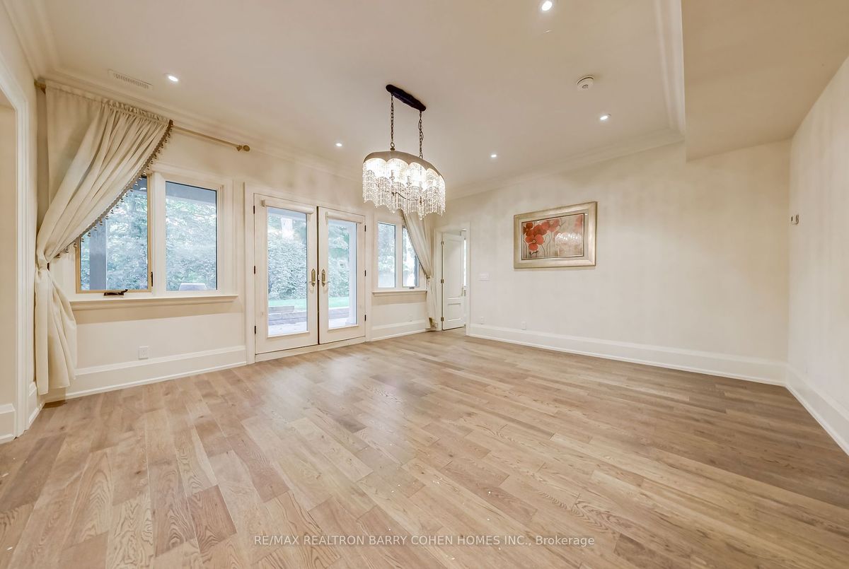 17 Artinger Court 17 Artinger Court Toronto C13