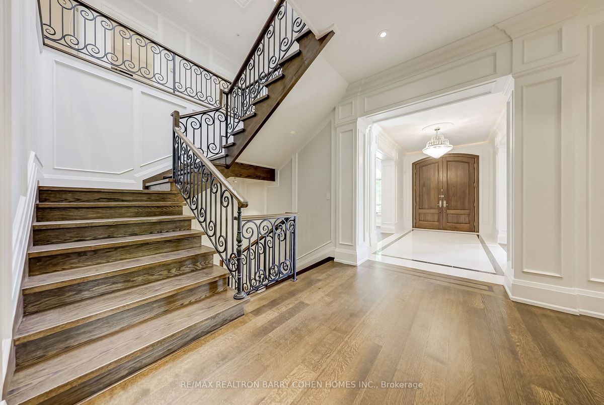 17 Artinger Court 17 Artinger Court Toronto C13