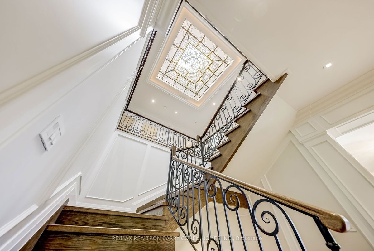 17 Artinger Court 17 Artinger Court Toronto C13