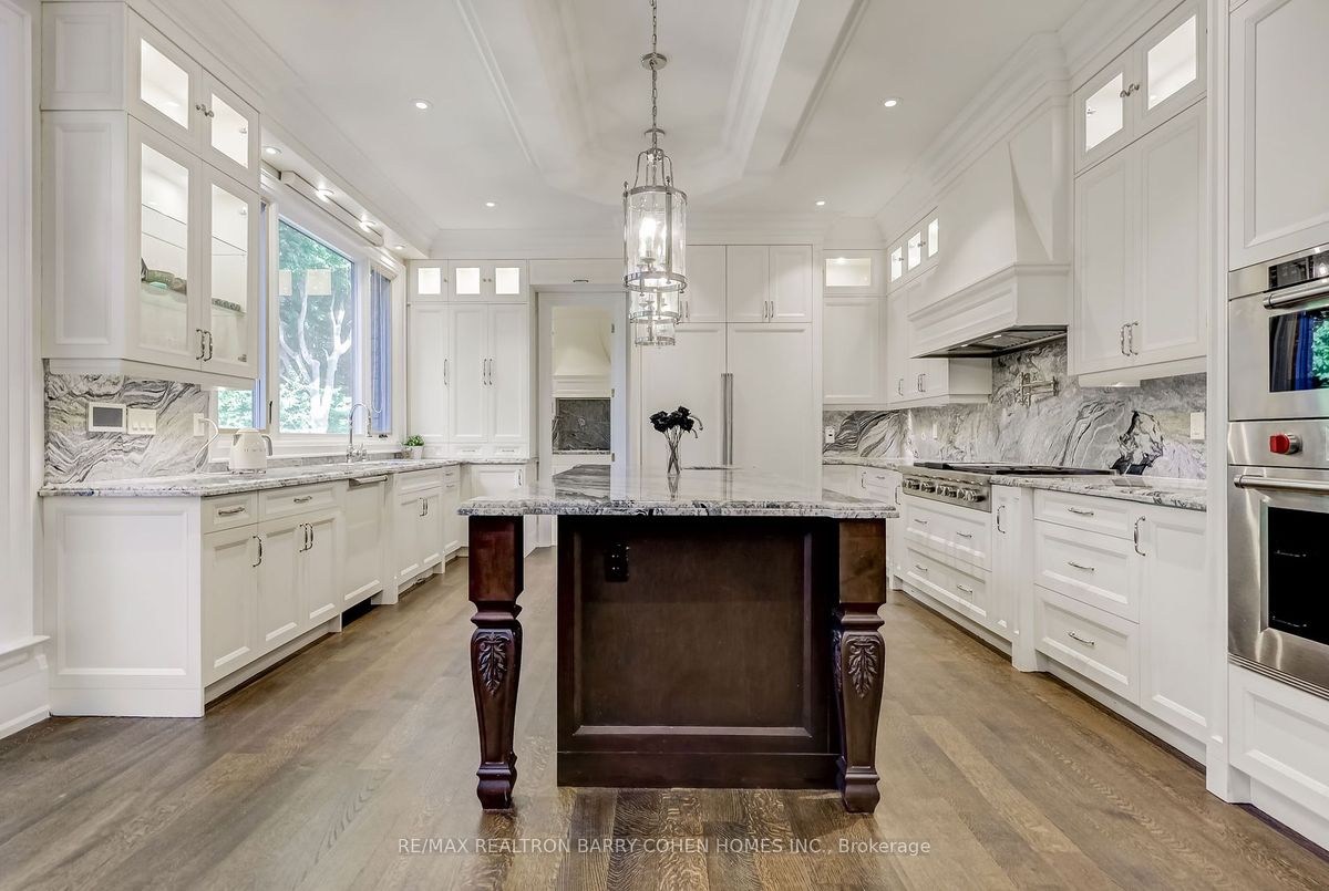 17 Artinger Court 17 Artinger Court Toronto C13