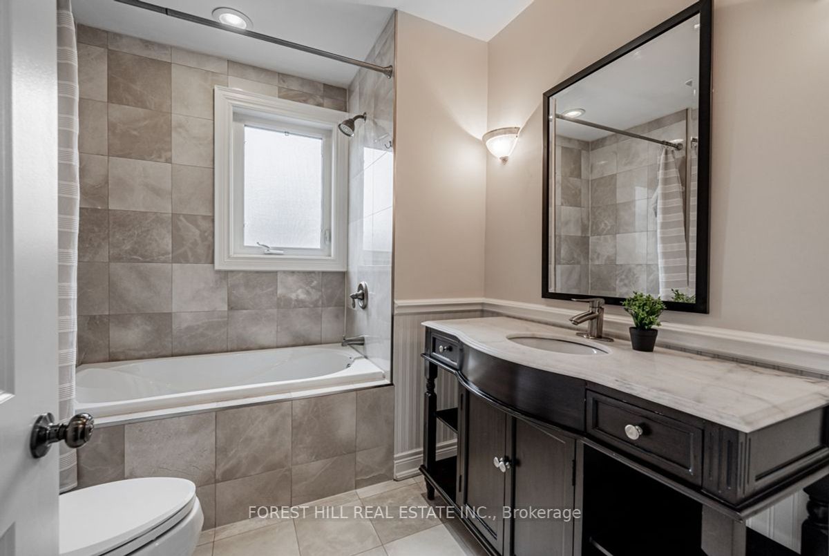 42 Heathview Avenue 42 Heathview Avenue Toronto C15