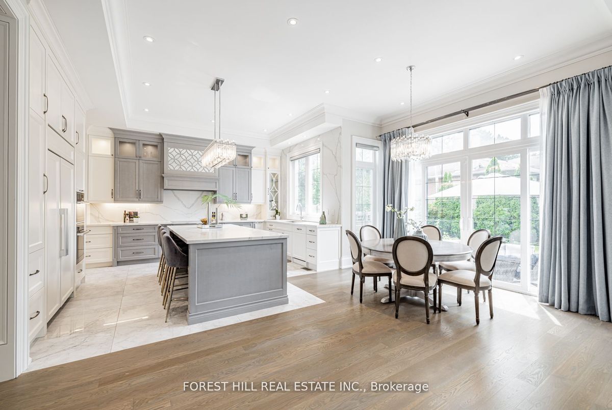 61 Hawksbury Drive 61 Hawksbury Drive Toronto C15