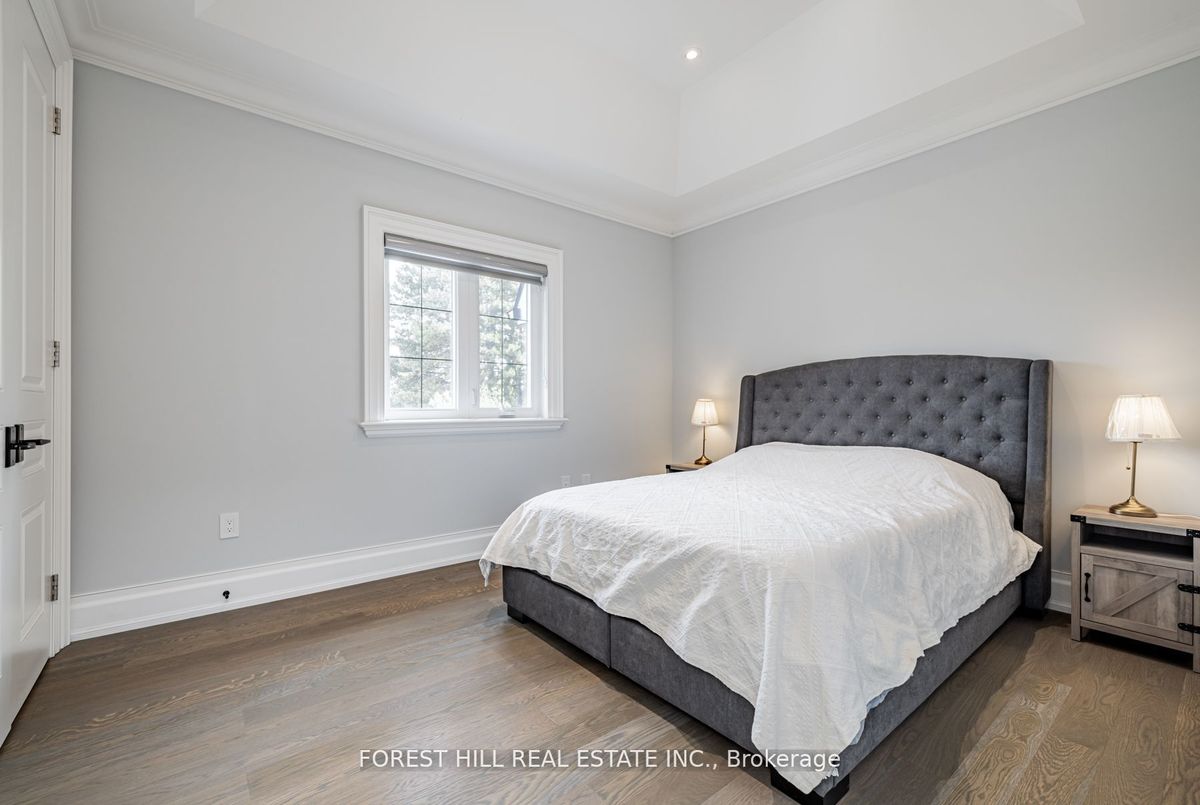 61 Hawksbury Drive 61 Hawksbury Drive Toronto C15
