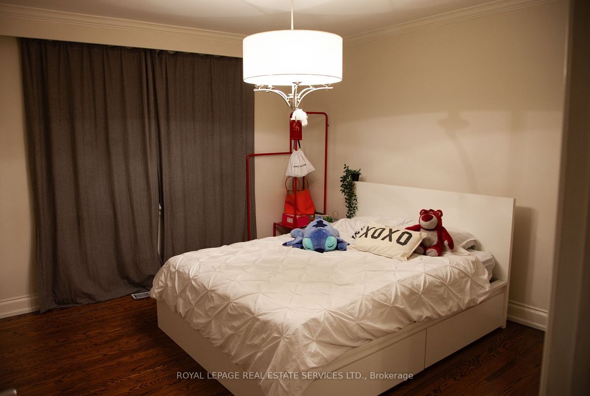 38 Citation Drive 38 Citation Drive Toronto C15