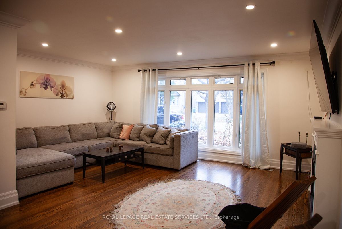 38 Citation Drive 38 Citation Drive Toronto C15