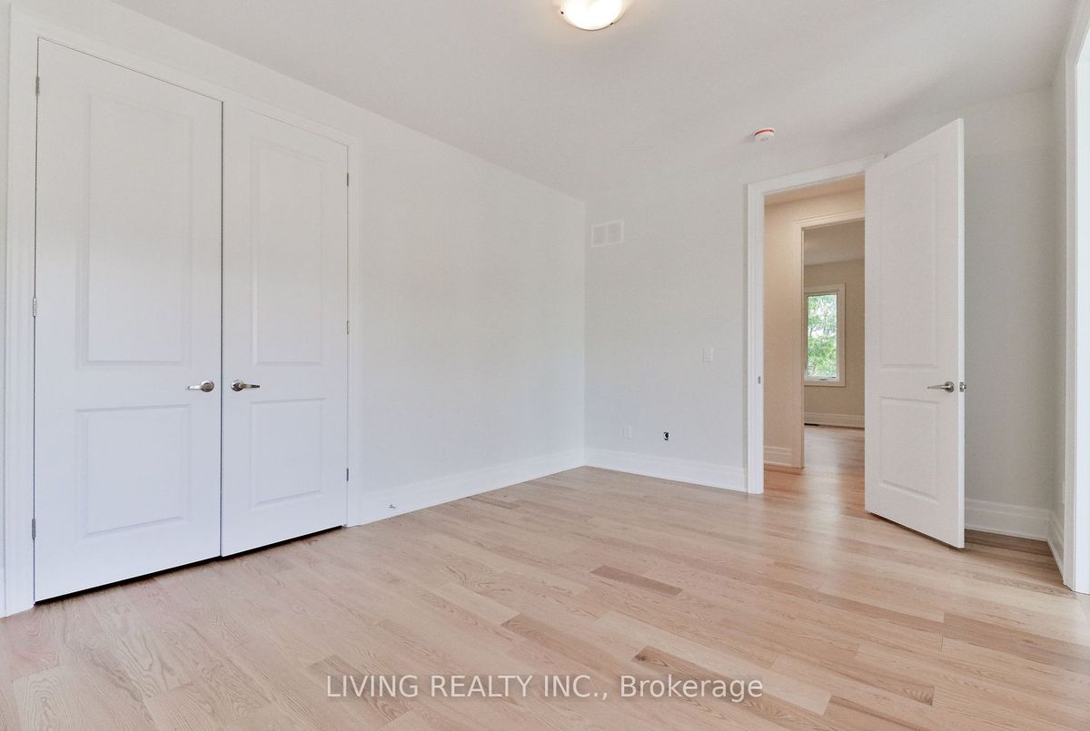 16 Becky Cheung Court 16 Becky Cheung Court Toronto C14