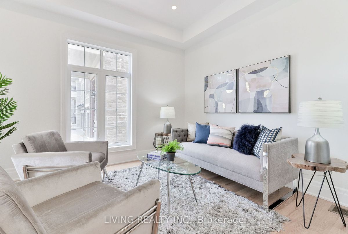 16 Becky Cheung Court 16 Becky Cheung Court Toronto C14