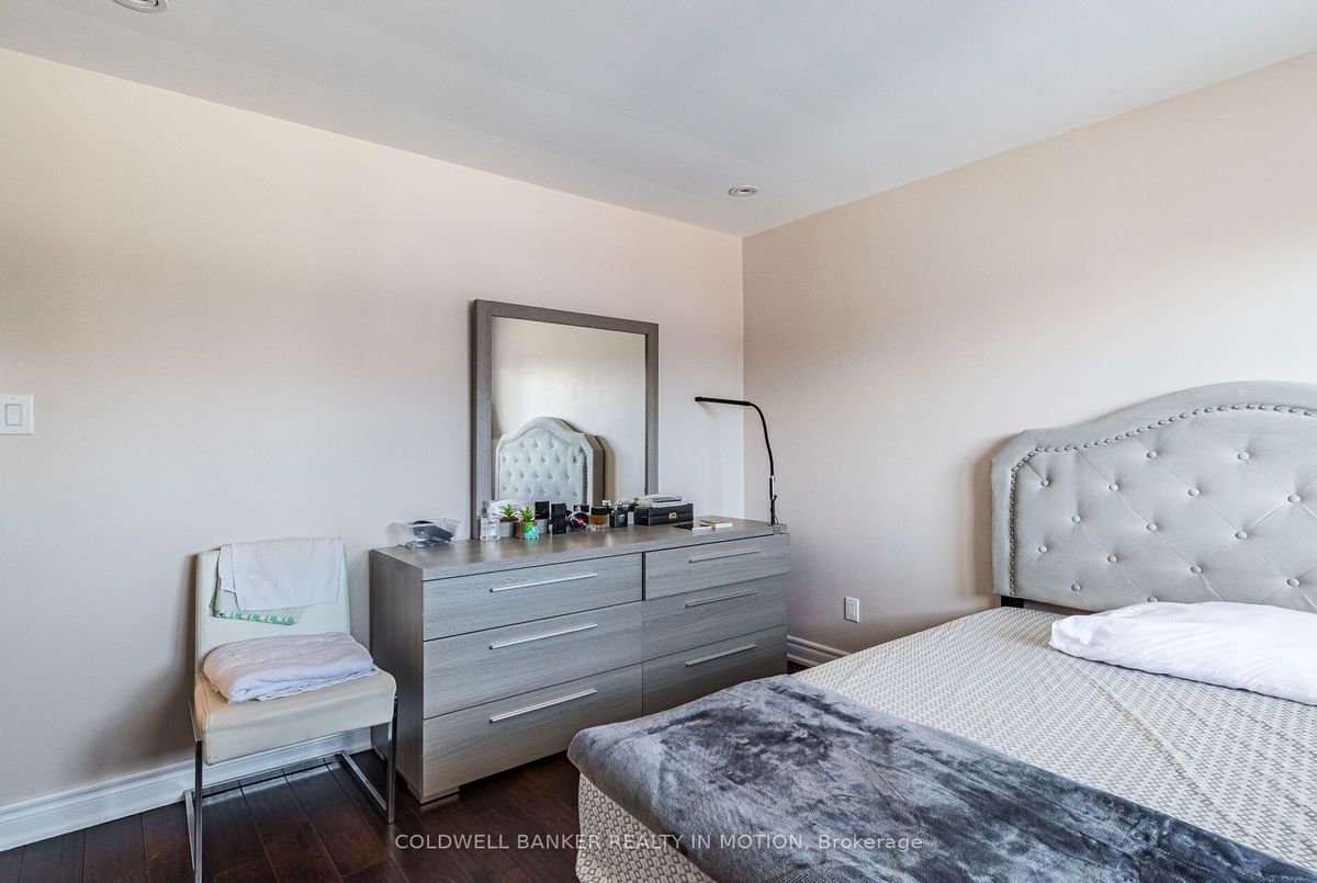 3 Alamosa Drive 3 Alamosa Drive Toronto C15