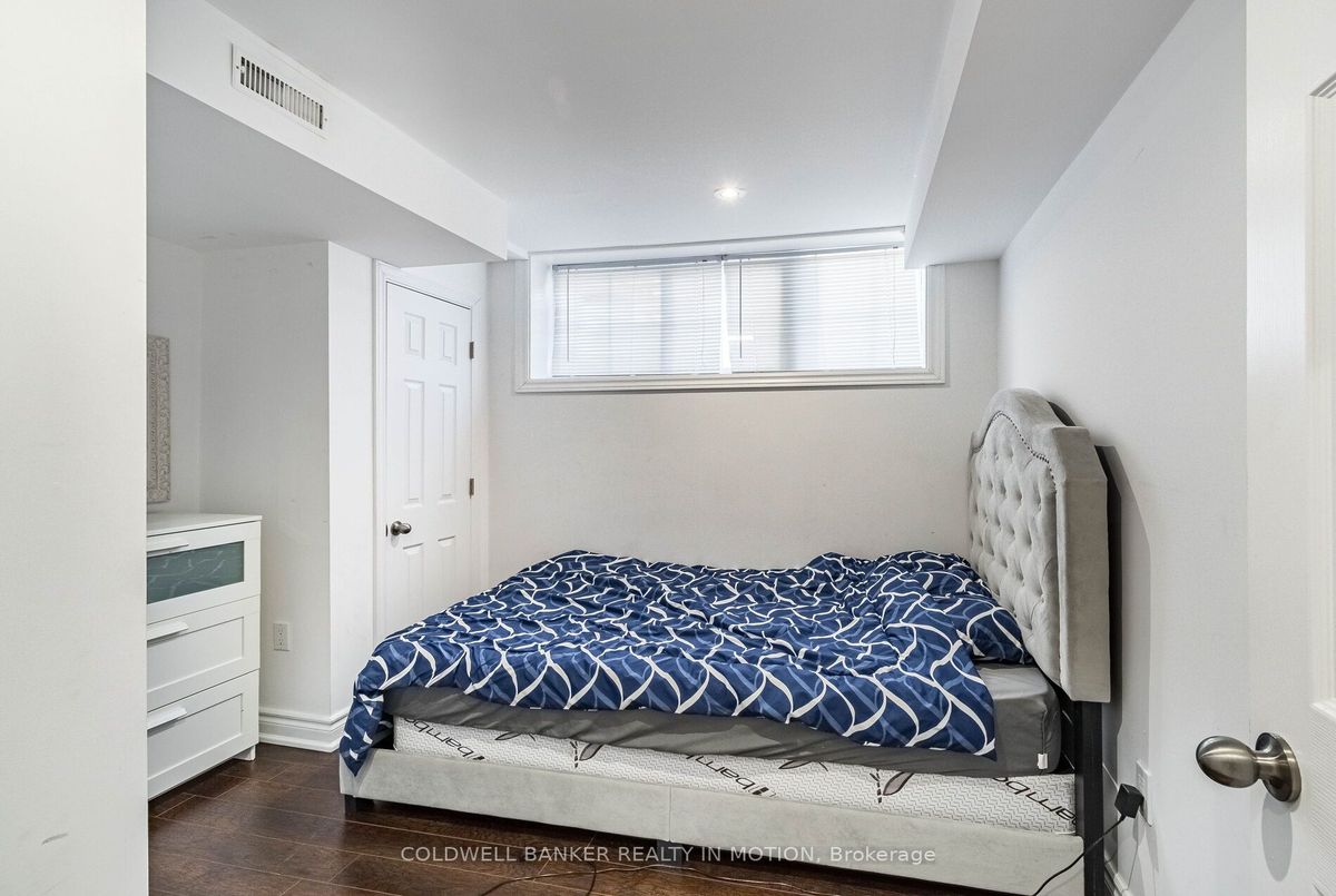 3 Alamosa Drive 3 Alamosa Drive Toronto C15