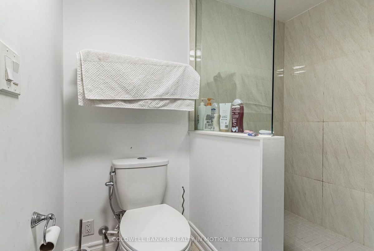 3 Alamosa Drive 3 Alamosa Drive Toronto C15