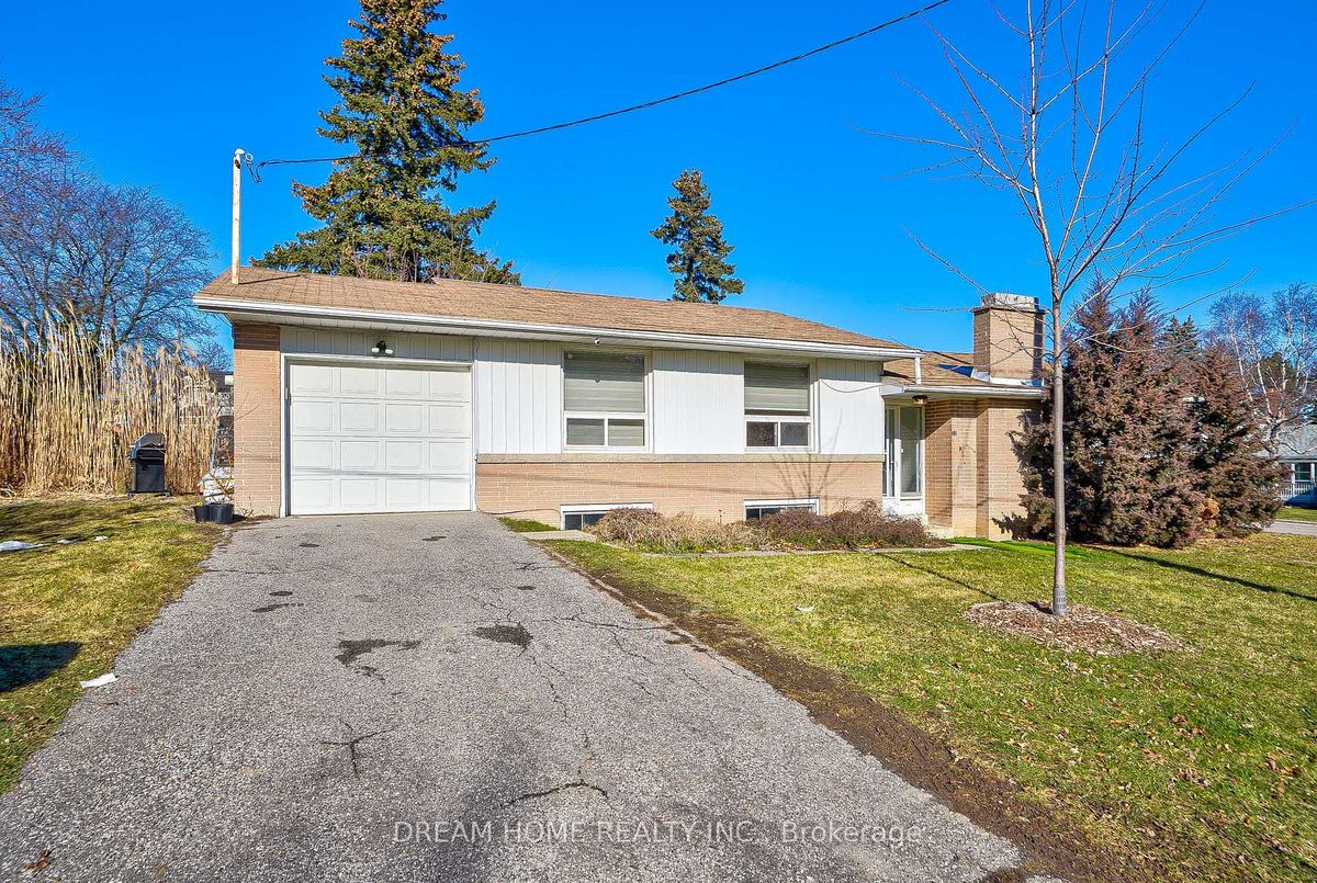 30 Caswell Dr 30 Caswell Dr Toronto
