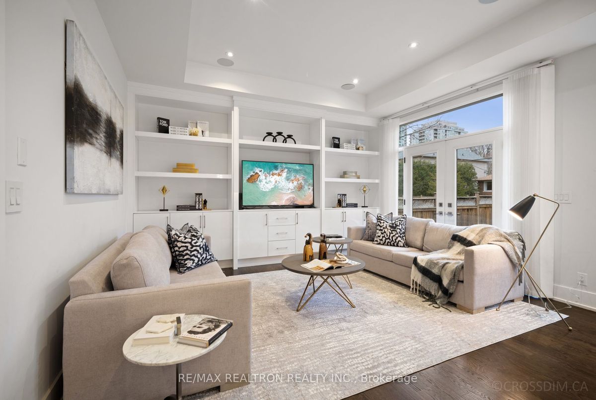 76 Empress Avenue 76 Empress Avenue Toronto C14