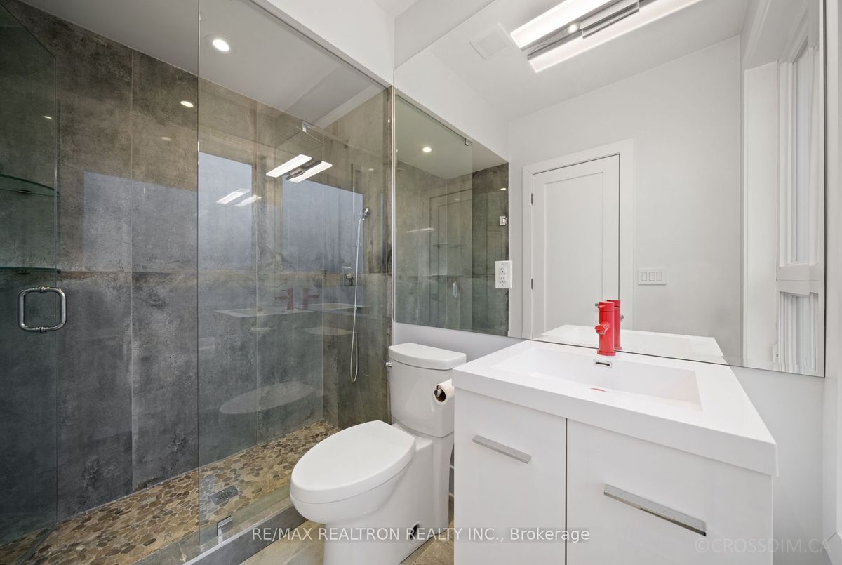 76 Empress Avenue 76 Empress Avenue Toronto C14