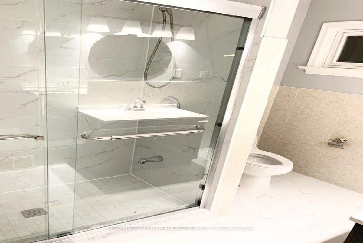 168 Mckee Avenue 168 Mckee Avenue Toronto C14