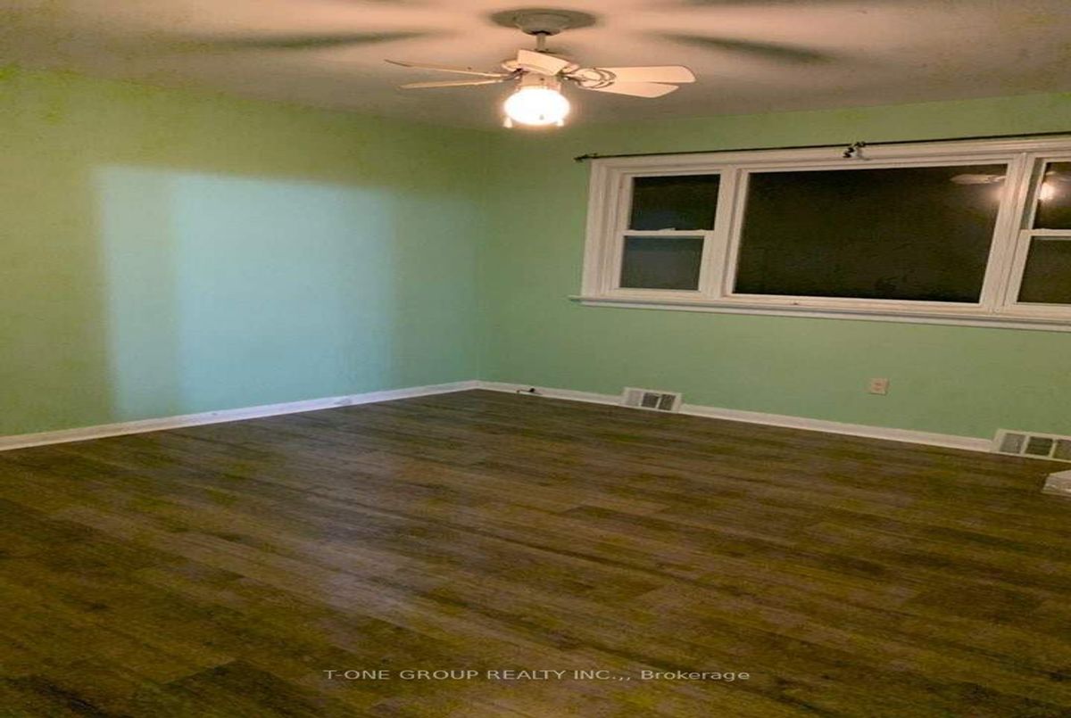 168 Mckee Avenue 168 Mckee Avenue Toronto C14