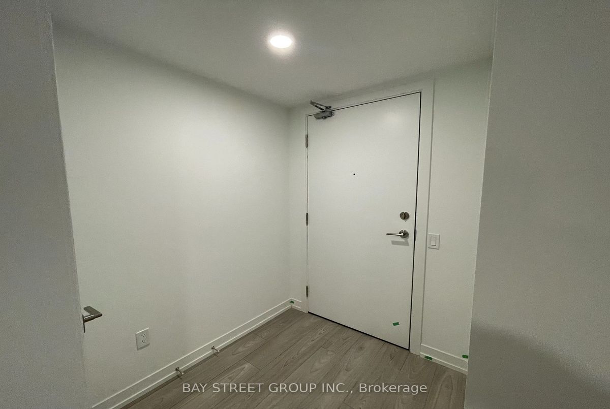 2701-82 Dalhousie Street 2701-82 Dalhousie Street Toronto C08
