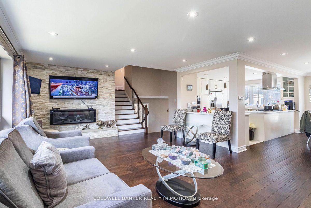 3 Alamosa Drive 3 Alamosa Drive Toronto C15