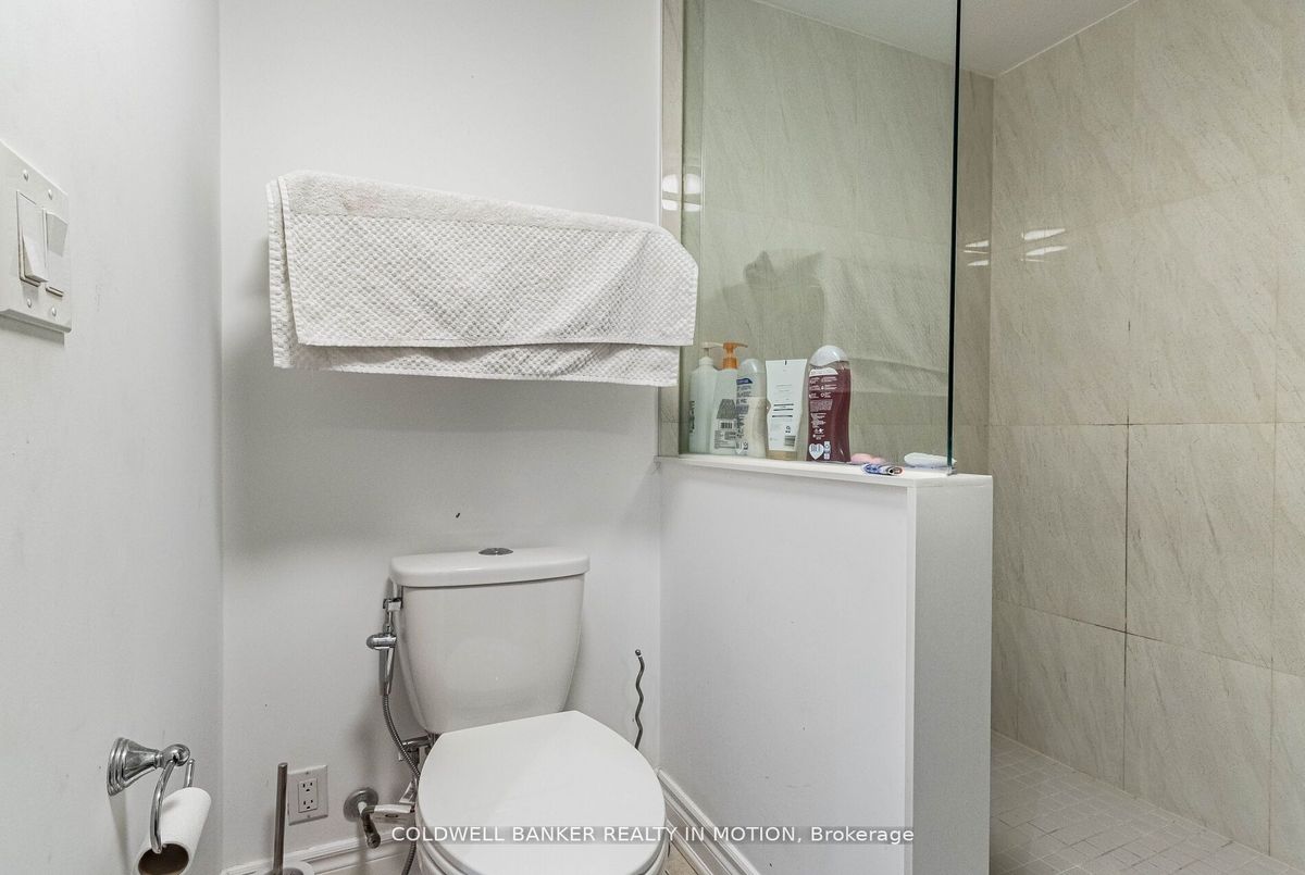 3 Alamosa Drive 3 Alamosa Drive Toronto C15