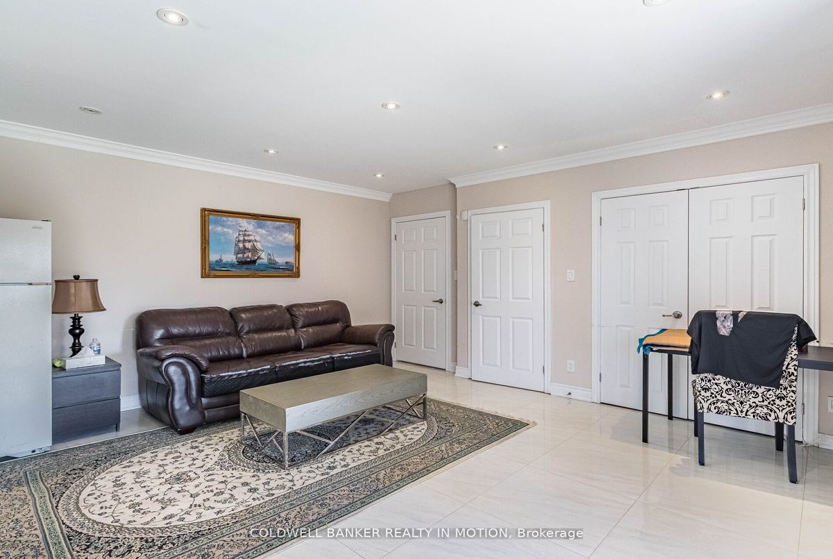 3 Alamosa Drive 3 Alamosa Drive Toronto C15