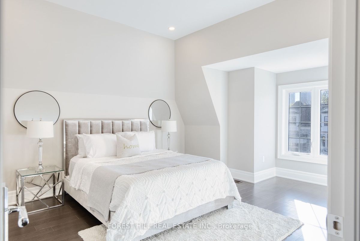 7 Becky Cheung Court 7 Becky Cheung Court Toronto C14