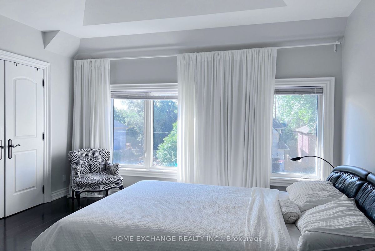 172 Alfred Avenue 172 Alfred Avenue Toronto C14